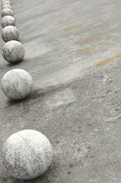 Concrete balls